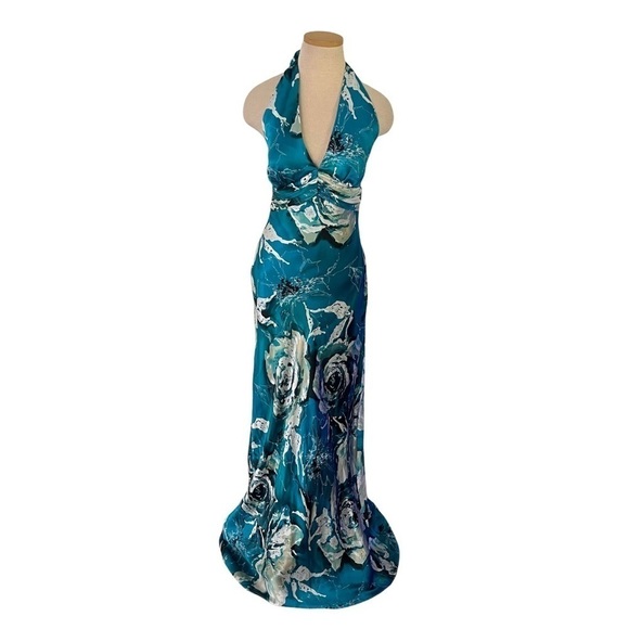 Adrianna Papell Dresses & Skirts - Adrianna Papell  Woman Formal Dress Size 8